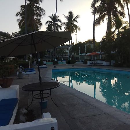 Hotel La Jolla Acapulco Exterior foto